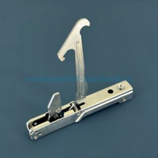 DRH311SM Петля двери духовки SMEG 931330806 (700672)